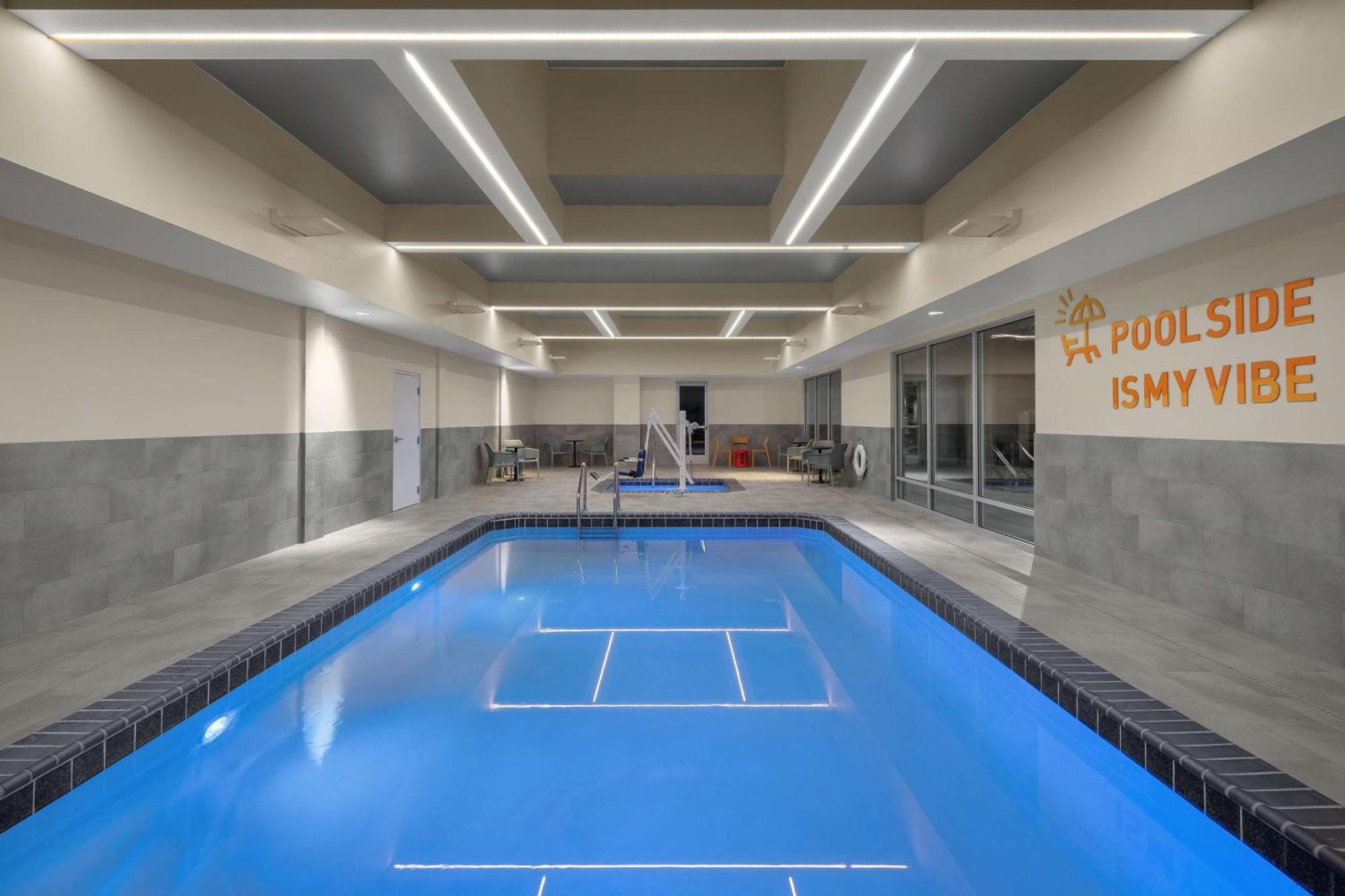 Home2 Suites By Hilton Eureka Kültér fotó
